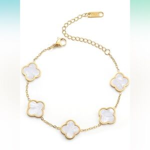 Clover Bracelet